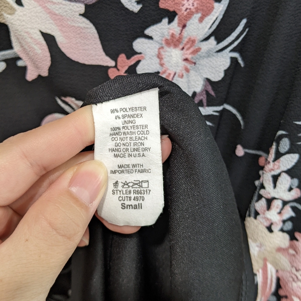 Floral Maxi Dress - Picture 5 of 5